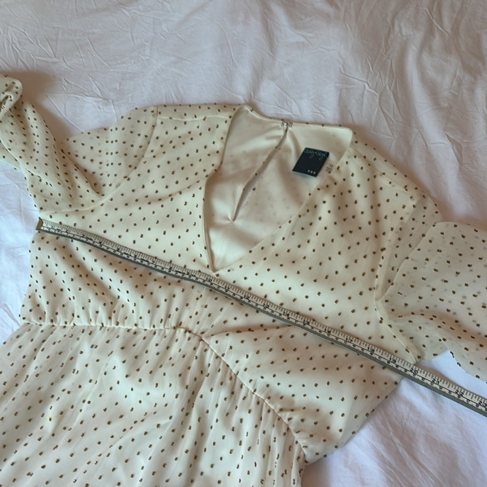 Gabby Skye Cream Dress tan Swiss dots elastic waist back closure size 12 flowy - Picture 13 of 16